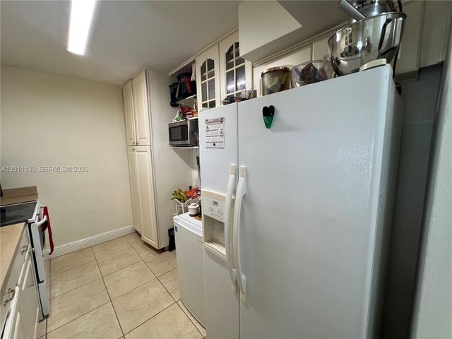 19372 SW 103rd Ct B, Cutler Bay, FL 33157
