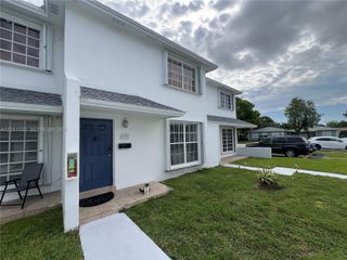 19372 SW 103rd Ct B, Cutler Bay, FL 33157
