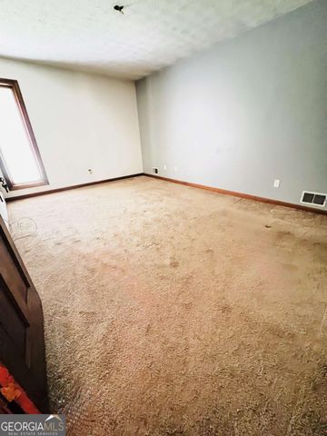 760 Pine Needle Road, Hampton, GA 30228