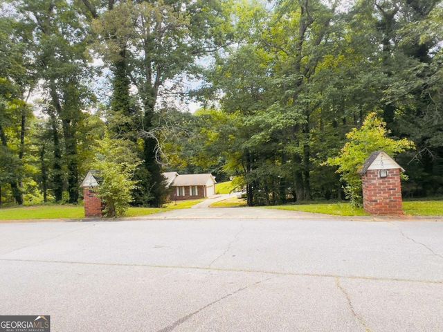 760 Pine Needle Road, Hampton, GA 30228