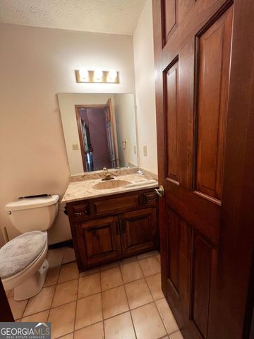 760 Pine Needle Road, Hampton, GA 30228