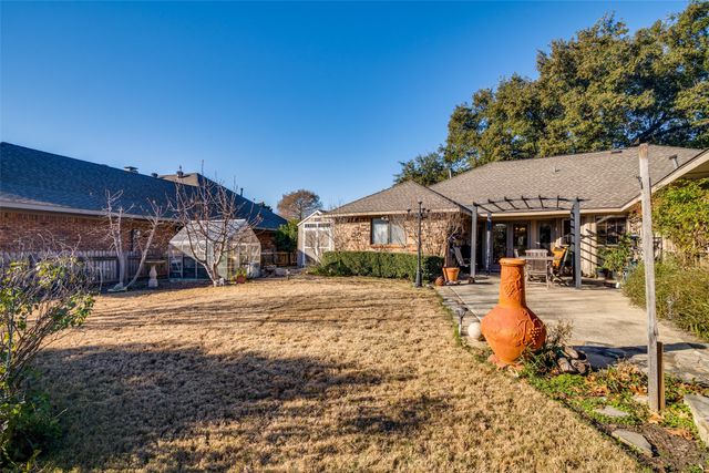 1402 Sherwood Drive, Rowlett, TX 75088