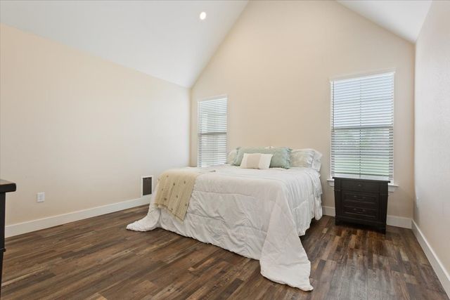 124 Big Catch Lane, Robinson, TX 76706