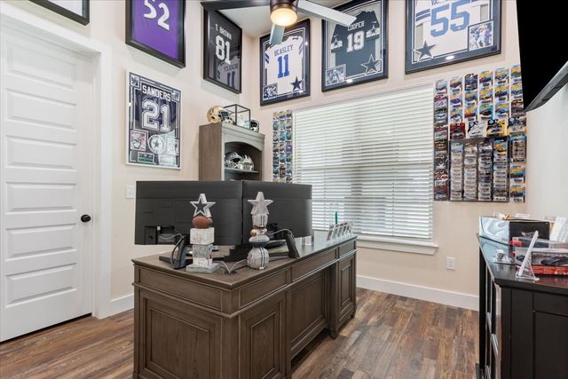 124 Big Catch Lane, Robinson, TX 76706