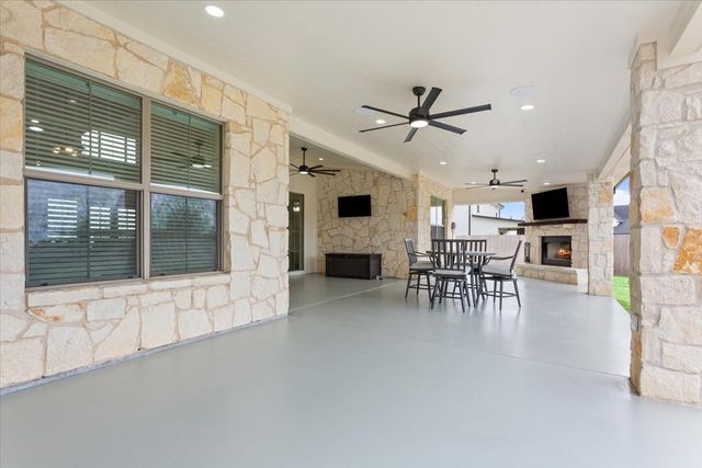 124 Big Catch Lane, Robinson, TX 76706