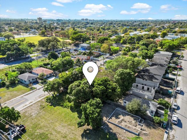 1829 NW 62nd Ter, Miami, FL 33147