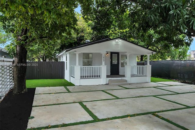1829 NW 62nd Ter, Miami, FL 33147