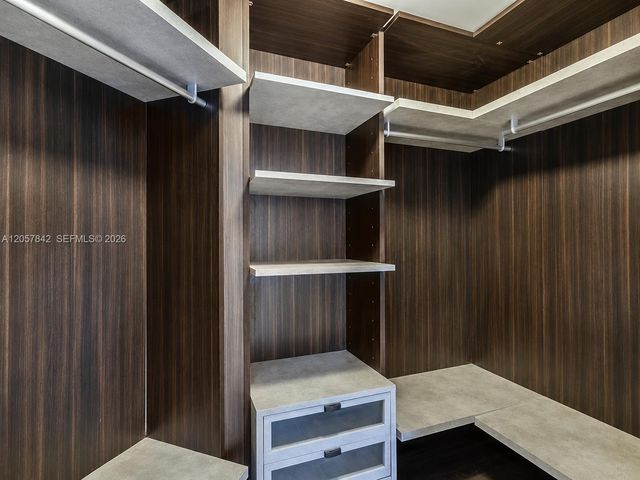 801 S Miami Ave 3906, Miami, FL 33130