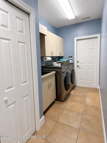 931 Maple Ridge Drive, Merritt Island, FL 32952