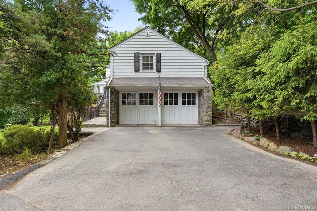 26 Cedarlawn Road, Irvington, NY 10533