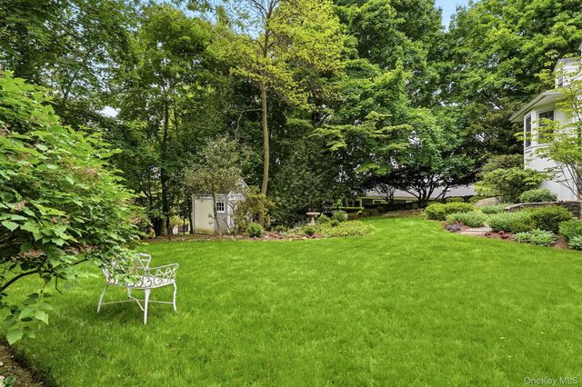 26 Cedarlawn Road, Irvington, NY 10533