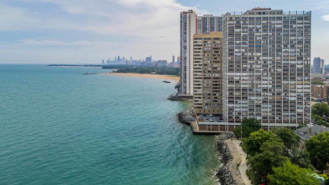 6301 N SHERIDAN Road 19F, Chicago, IL 60660