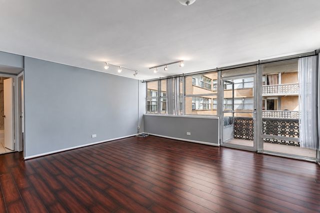 6301 N SHERIDAN Road 19F, Chicago, IL 60660