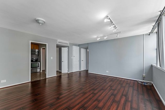6301 N SHERIDAN Road 19F, Chicago, IL 60660