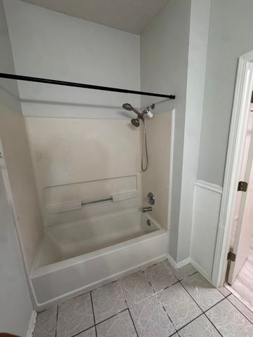 704 Glacier Bay Street SE, Albuquerque, NM 87123