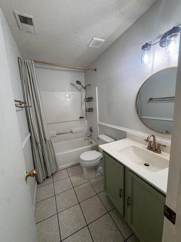 704 Glacier Bay Street SE, Albuquerque, NM 87123