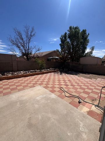 704 Glacier Bay Street SE, Albuquerque, NM 87123