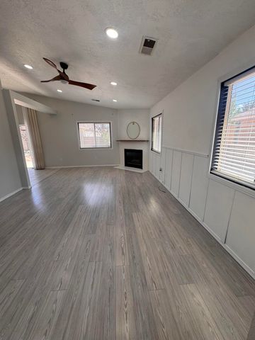 704 Glacier Bay Street SE, Albuquerque, NM 87123