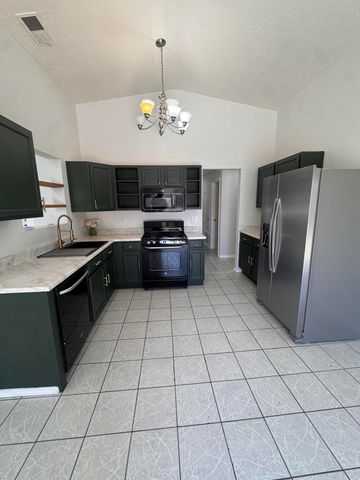 704 Glacier Bay Street SE, Albuquerque, NM 87123