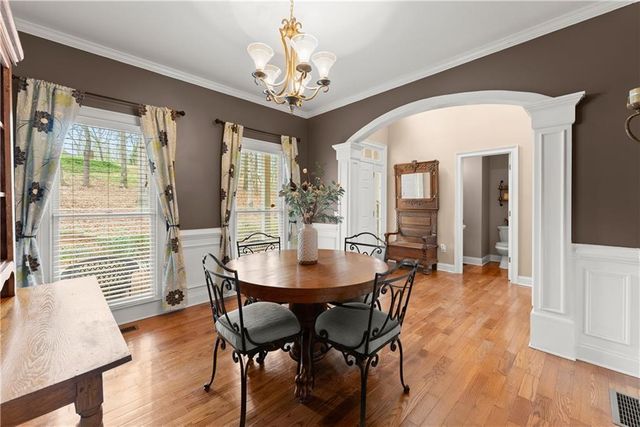 5812 Shadow Oaks Drive, Murrayville, GA 30564