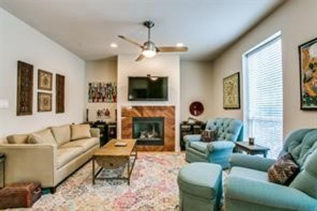 3915 Congress Avenue 200, Dallas, TX 75219