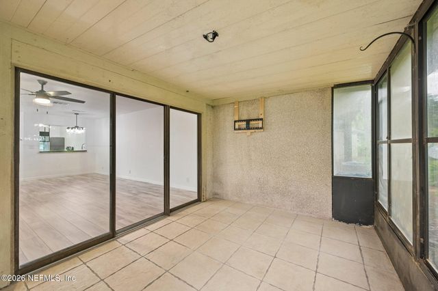 7701 BAYMEADOWS Circle W 1092, Jacksonville, FL 32256