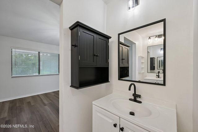 7701 BAYMEADOWS Circle W 1092, Jacksonville, FL 32256