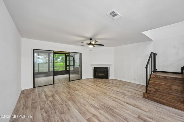 7701 BAYMEADOWS Circle W 1092, Jacksonville, FL 32256
