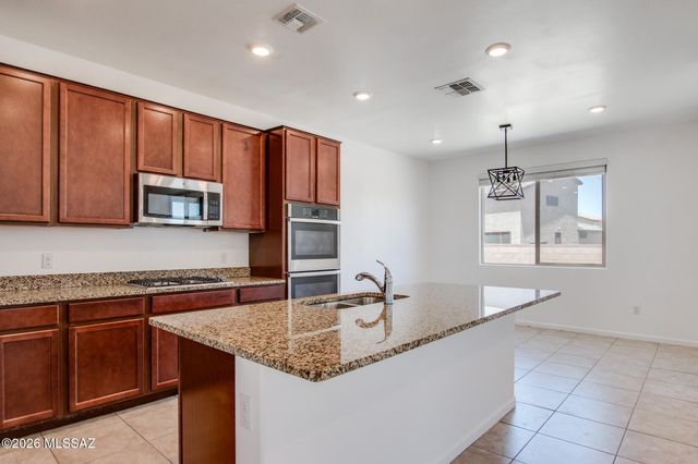 12851 E Pantano View Drive, Vail, AZ 85641