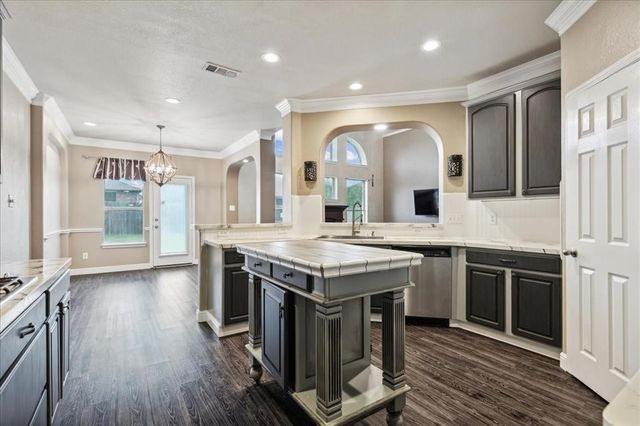 708 San Antonio Trail, Mansfield, TX 76063