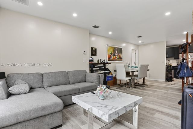920 SW 30th St 3, Fort Lauderdale, FL 33315