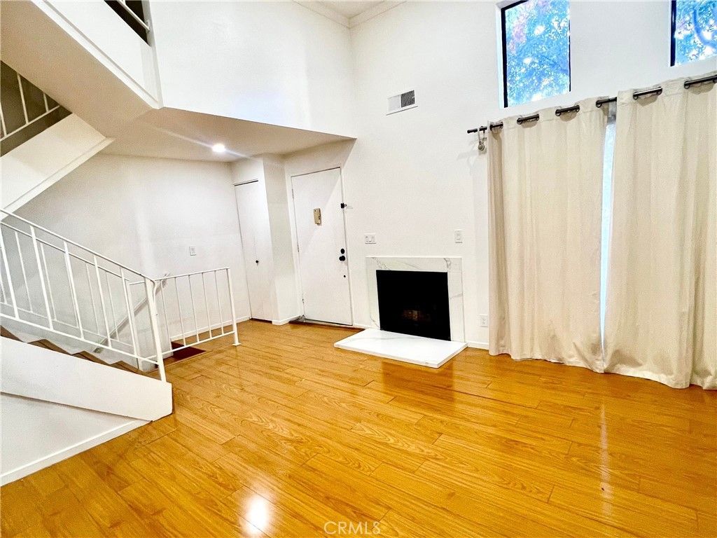 9131 Burnet Ave 23, North Hills, CA 91343 — exterior