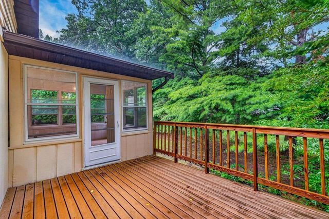 5010 Raymond Road, Madison, WI 53711