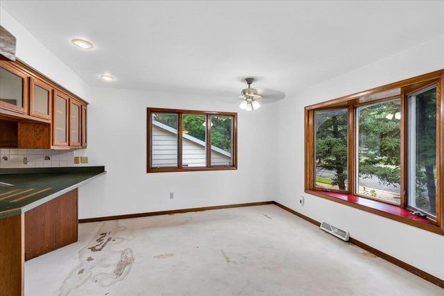 5010 Raymond Road, Madison, WI 53711