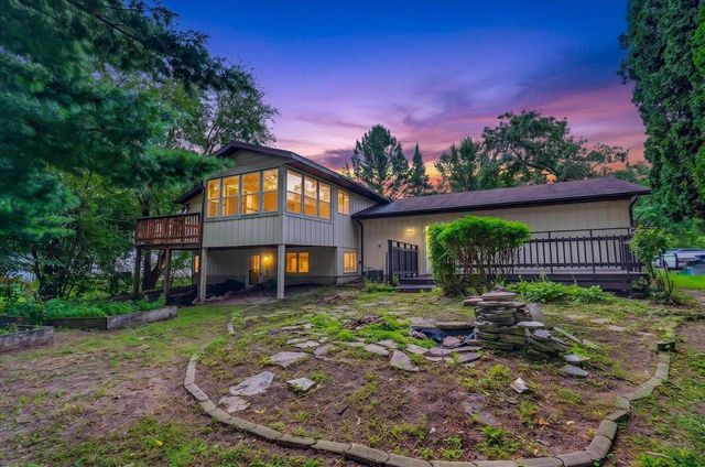 5010 Raymond Road, Madison, WI 53711