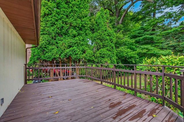 5010 Raymond Road, Madison, WI 53711