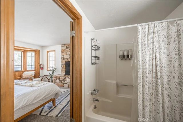 42672 Juniper Drive, Big Bear Lake, CA 92315