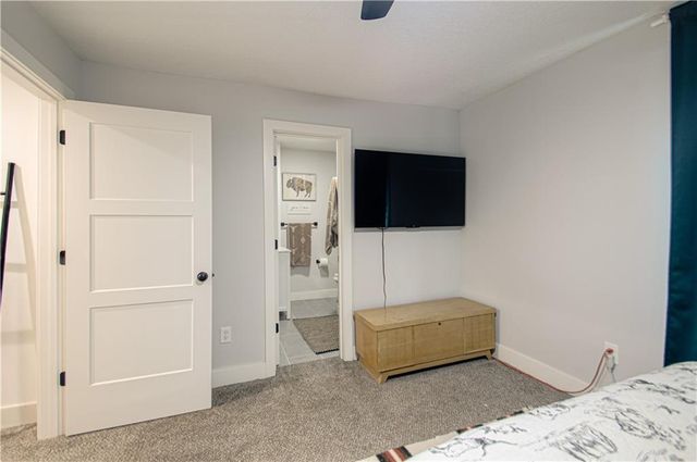 5431 Klamm Road, Kansas City, KS 66106