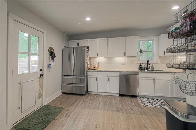 5431 Klamm Road, Kansas City, KS 66106