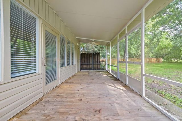 176 Fairway Woods Drive, Ozark, AL 36360