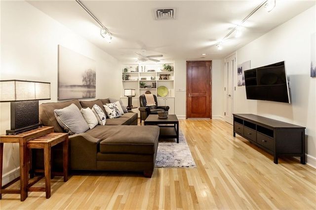 901 W 9th ST 315, Austin, TX 78703