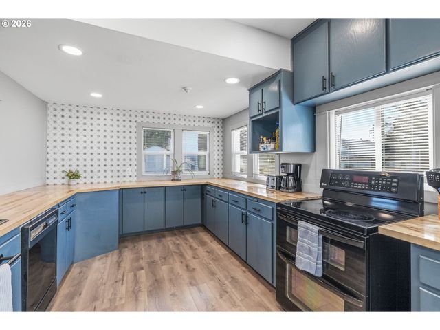 707 Se UNION St, Camas, WA 98607