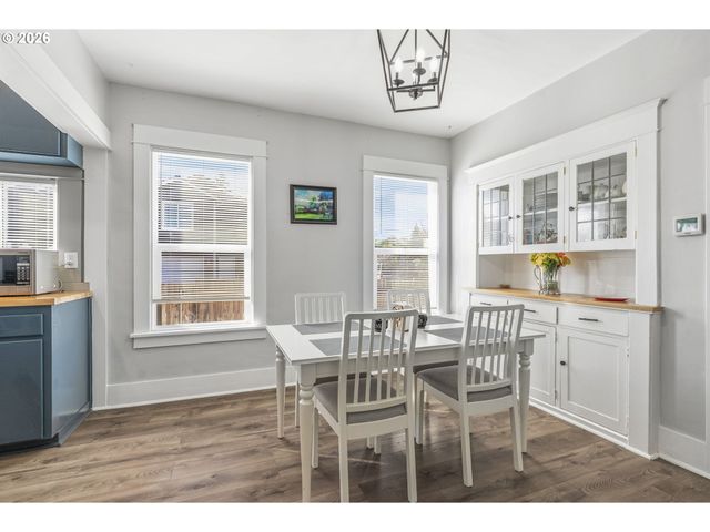 707 Se UNION St, Camas, WA 98607