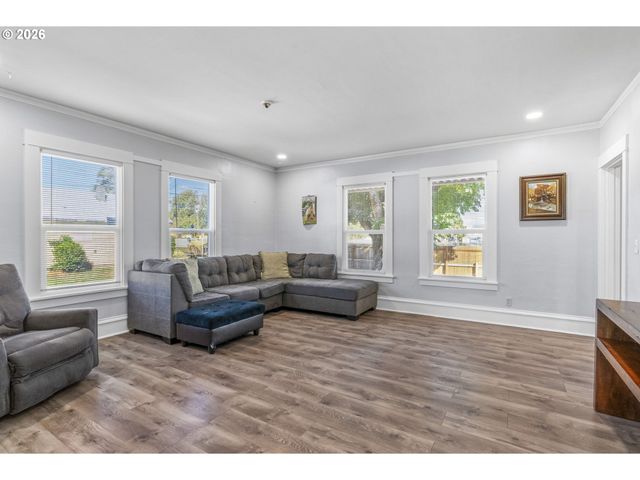 707 Se UNION St, Camas, WA 98607