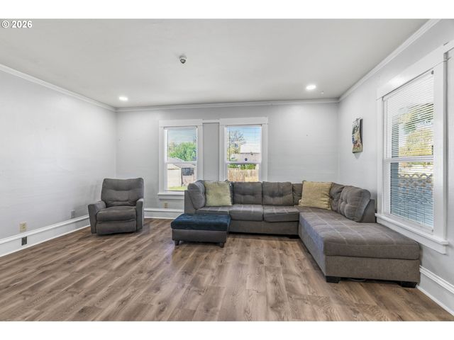 707 Se UNION St, Camas, WA 98607
