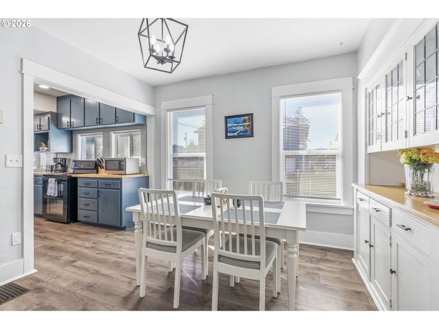 707 Se UNION St, Camas, WA 98607