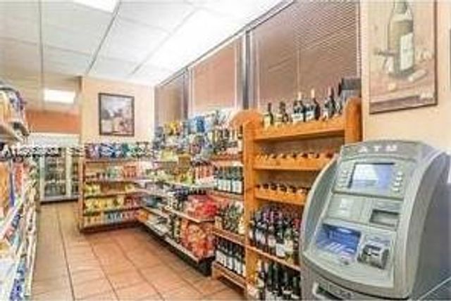 600 NE 36th St 507, Miami, FL 33137