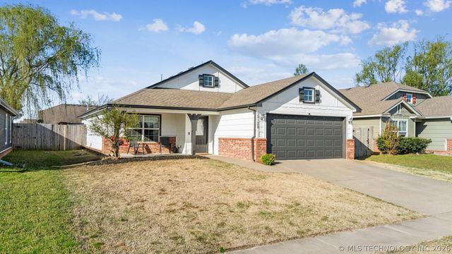 15128 E 108th Place North, Owasso, OK 74055