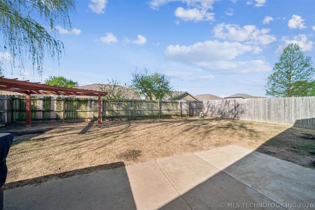 15128 E 108th Place North, Owasso, OK 74055