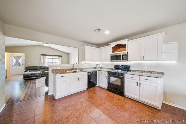 15128 E 108th Place North, Owasso, OK 74055